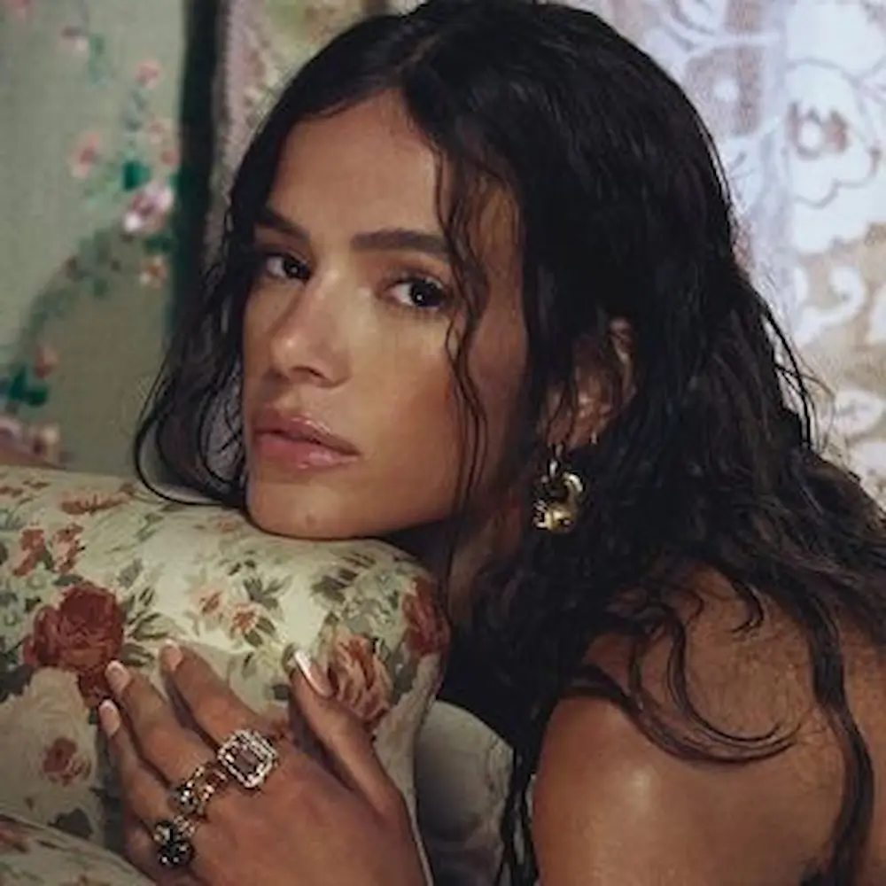 Bruna Marquezine