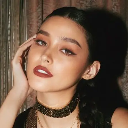 Liza Soberano