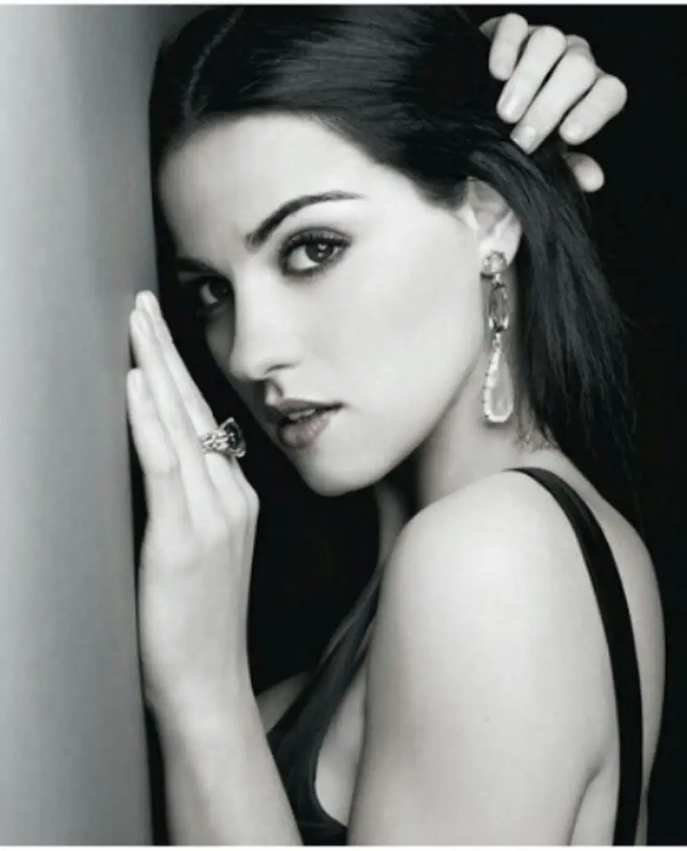 Maite Perroni Beorlegui